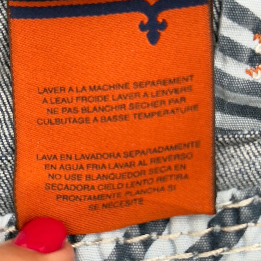 Rock Revival Vivian Women’s Distressed Shorts Size 27 Light Wash Grunge Stretch - Picture 13 of 16